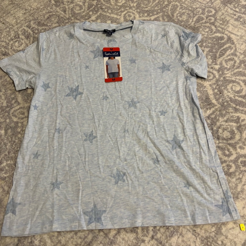 Splendid Light Gray Star Tee size medium — NWT